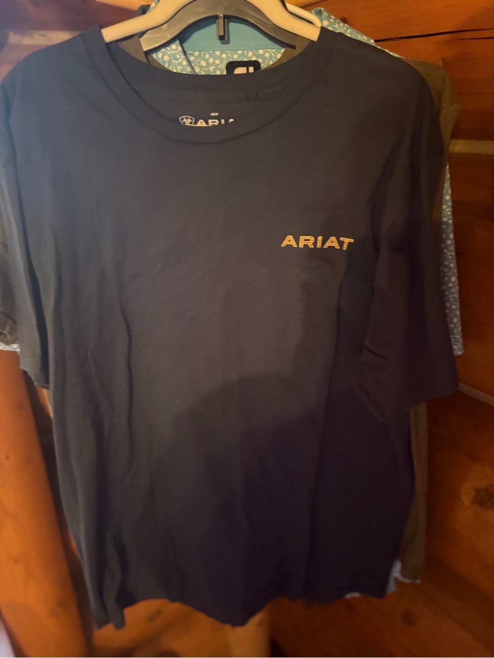 Ariat tee shirt xlg